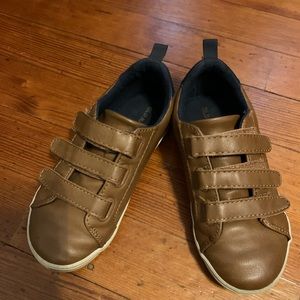 Old Navy brown shoes
